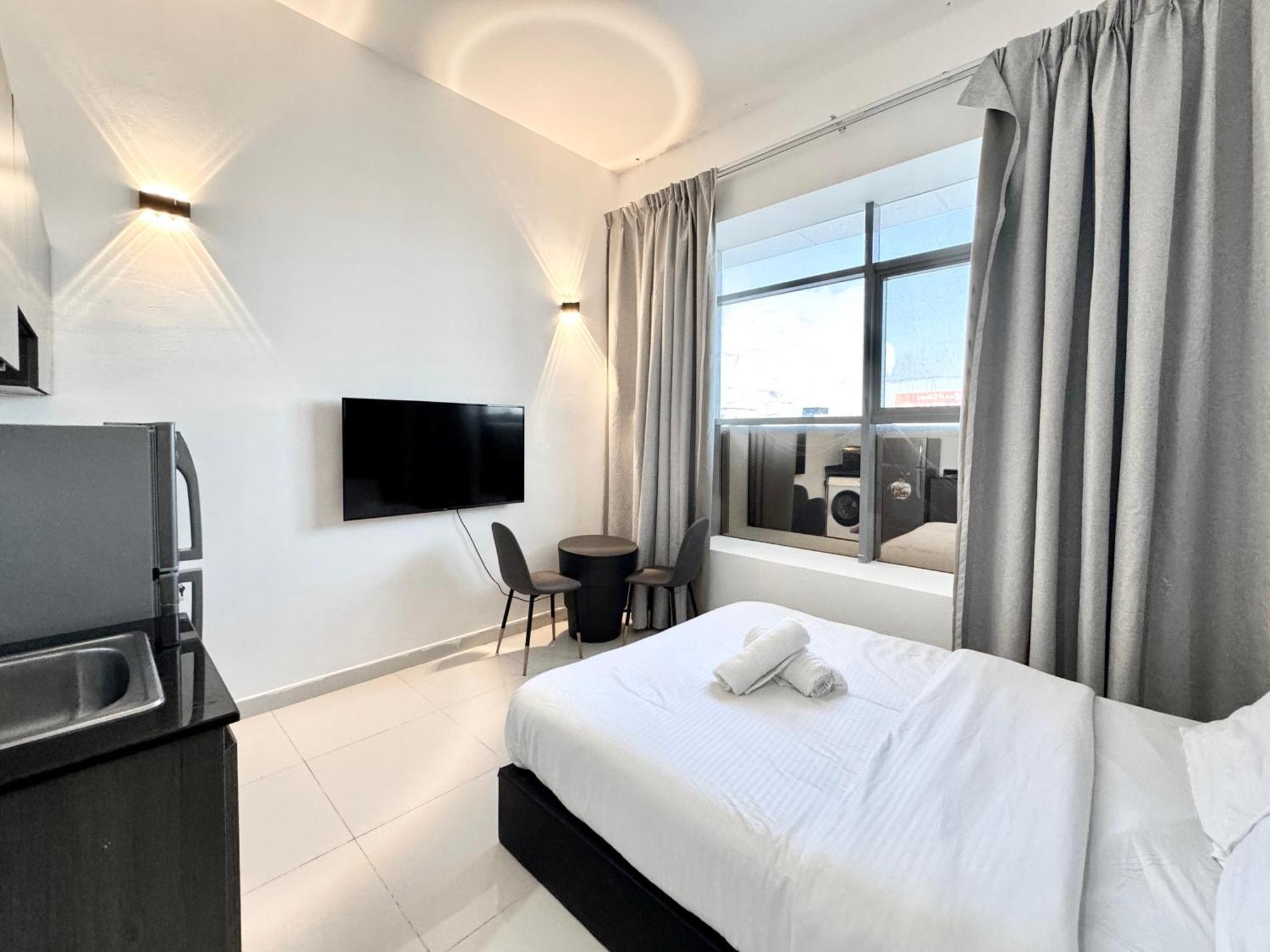 Al Manara Classic Deluxe Sheikh Zayed Rd